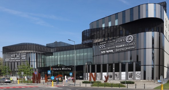2019_Warszawa_Galeria_Młociny,_2
