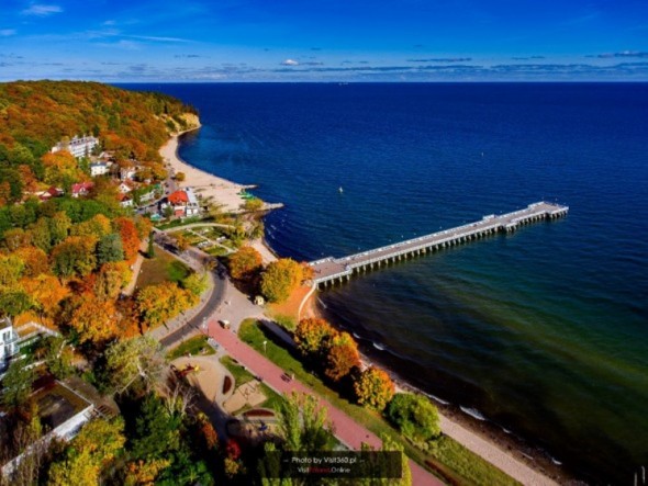 Visit360_pl_Gdynia_2018-10-20_zdjecia_z_drona_DJI_0215-590x4431