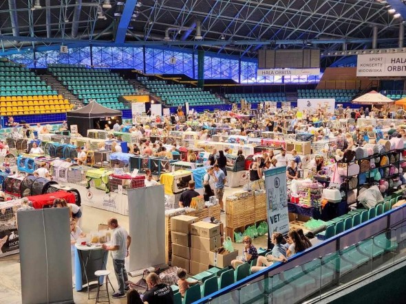 b1741baa-45fe-42d1-b7fd-ac7be7c3a62c