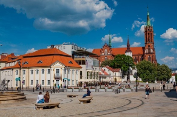 bialystok_rynek_11701-590x393
