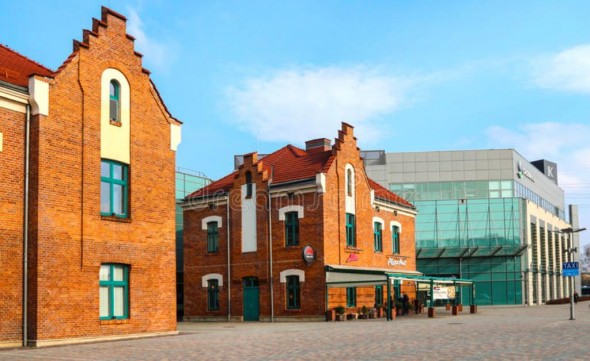 galeria-kazimierz-large-shopping-center-krakow-poland-tourists-destination-91592479